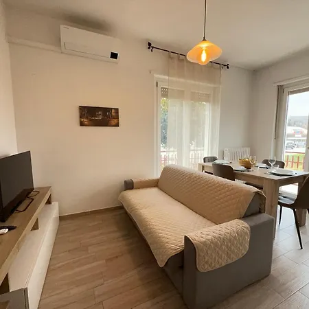 Private Parking, With A View Of The Hills * Alba (Piedmont)